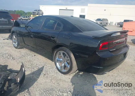 2013 Dodge Charger R/T Max z USA, uszkodzony, nr VIN 2C3CDXCT1DH669741